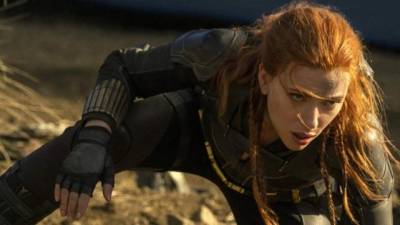 Scarlett Johansson como Black Widow.