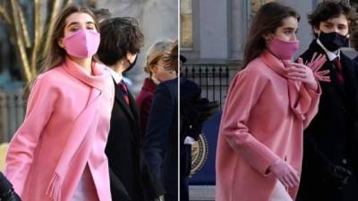 Natalie Biden, la nieta del nuevo presidente estadounidense, Joe Biden, acaparó las miradas en la toma de posesión del mandatario número 46 con un brillante abrigo rosa que fue aplaudido por los usuarios de redes sociales que destacaron la elegancia de la adolescente.