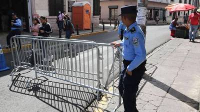 Calles cerradas por la Policía Nacional en Tegucigalpa.