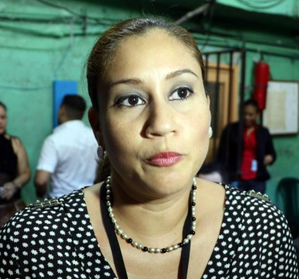 Convierten sus bartolinas en aulas de clases; siete presos serán bachilleres