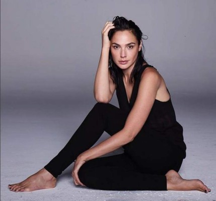 Gal Gadot la según encuesta la mujer más sexy del mundo