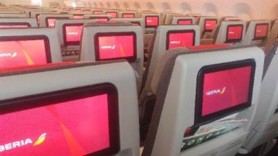 La aerolínea española dijo que vigilará las reservaciones ante de tomar una decisión con respecto al futuro de la ruta.