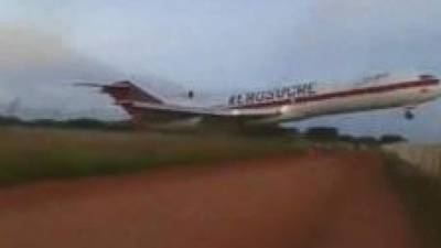 Cinco personas murieron luego de que un avión de carga se accidentara tras despegar del aeropuerto colombiano Germán Olano de Puerto Carreño.