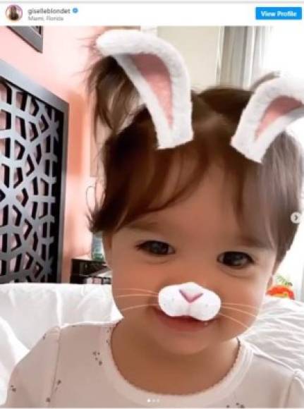 Giselle Blondet enterneció las redes publicando videos de su hija, Sophia, luciendo filtros de conejo.