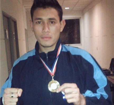 Boxeador hondureño consigue medalla de plata en Chile