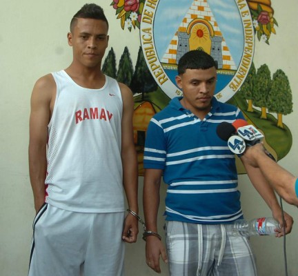 Capturan a dos hermanos por crimen de niño en La Ceiba