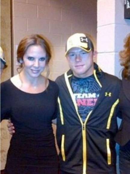 Otra 'conquista' del 'Canelo' fue la actriz Kate del Castillo, quien confirmó tener una relación con el boxeador, la cual esperaba tener para toda la vida, pero no fue así.