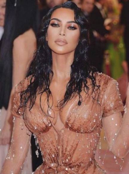 Acostumbrada a lucir siempre radiante de pies a cabeza, la más polémica del clan Kardashian-Jenner, se mostró sin una gota de maquillaje.