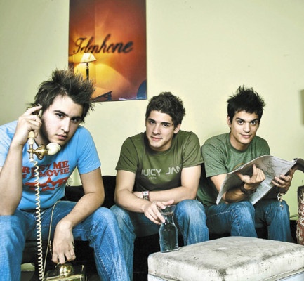 Calle 13 arrasa en los Latin Grammy