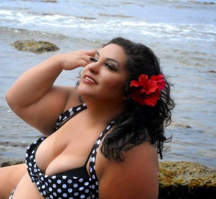 Fatkini, la nueva tendencia que es furor en las mujeres con curvas