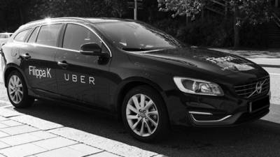 Uber ha estado probando su tecnología de conducción autónoma en vehículos Volvo, compañía que se ha ganado una reputación por la seguridad de sus vehículos.