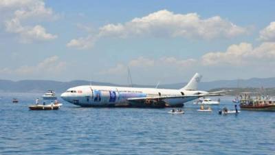 Imagen del Airbus A300 antes de hundirse. Foto del Daily Sabah.