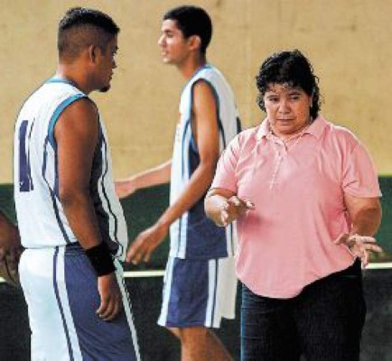 La dama del baloncesto
