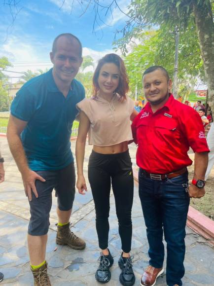 La estrella colombiana, conocida por su participación en la serie “Sin senos sí hay paraíso”, ya visitado lugares como La Entrada, Copán, en donde ha compartido un poco con su gente. 