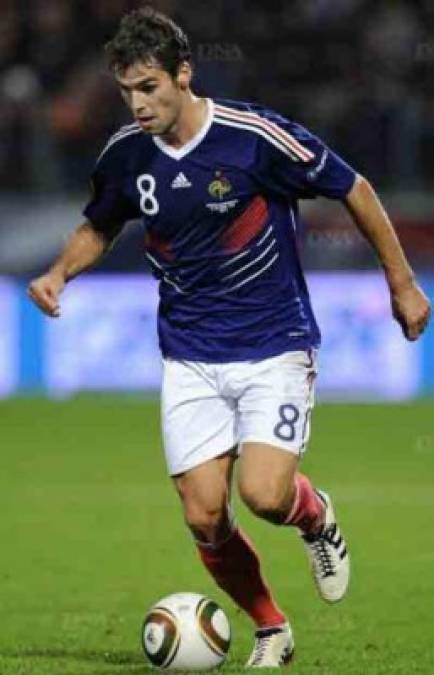 Yoann Gourcuff: Fichó por el Milan procedente del Rennes. Apodado el 'Petit o Zizou' al inicio de su carrera pero a pesar de ello nunca llegó a parecerse al ex entrenador del Real Madrid. Juega en el Dijon FCO de La Ligue 1 de Francia.