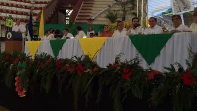 El alcalde Armando Calidonio junto a la corporación municipal participan del cabildo abierto este sábado.