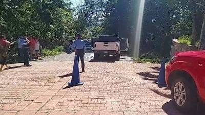 Con intensos operativos en comunidades y fincas de palma, las autoridades policiales buscan al campesino José Abel López en Trujillo, Colón.