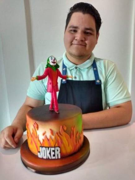 Recientemente el chef cautivó a sus seguidores al realizar un pastel inspirados en la película del 'Joker', que fue todo un éxito en todos los cines a nivel mundial.