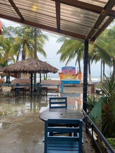 Los departamentos bajo alerta son Atlántida, Colón e Islas de la Bahía, ubicados en el litoral atlántico y zona insular del país. 