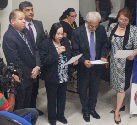 Consejo Universitario remplaza a cuatro de sus miembros interinos