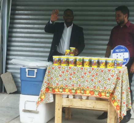 Ni en el feriado descansa Darío Welcome