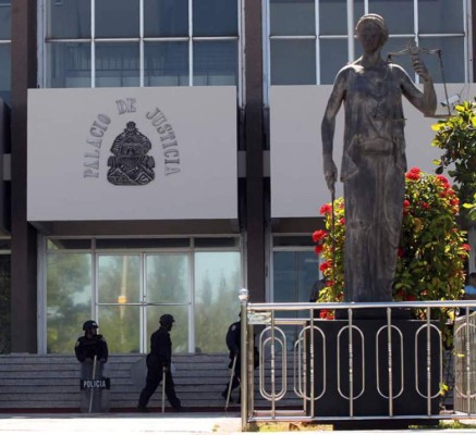 Pandora: Jueza admite medios de prueba y rechaza recursos de las defensas