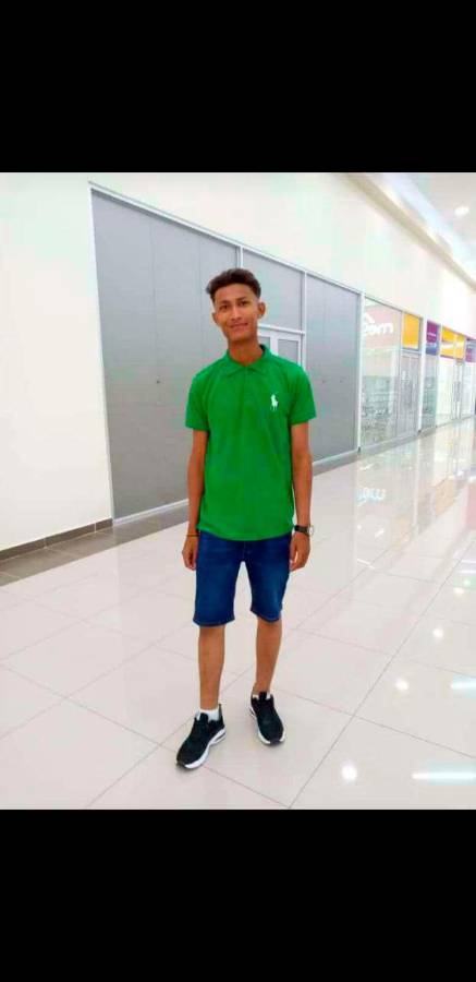 Dos motociclistas mueren embestidos por carros