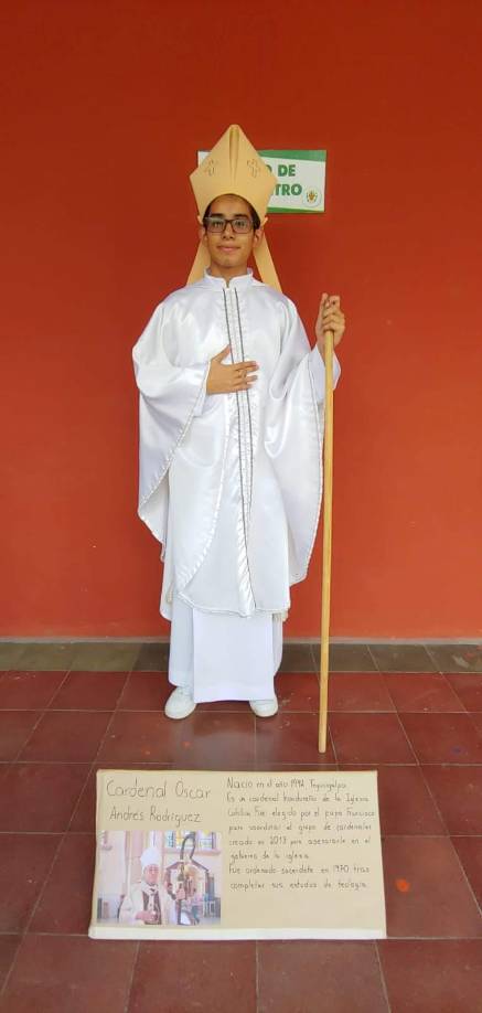 El cardenal Óscar Andrés Rodríguez también fue representado.