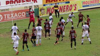 El Lone FC perdió 4-2 ante Juticalpa pero avanzaron gracias a un global de 5-4.