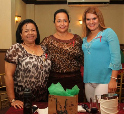 Grupo Opsa agasaja a las madres