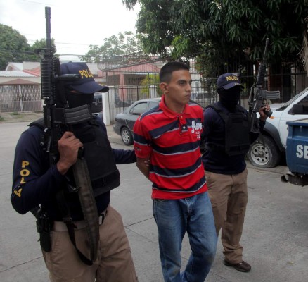 Capturan a joven por vender drogas en La Ceiba