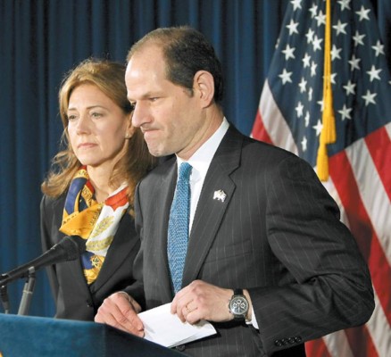 Nuevo gobernador de Nueva York quiere un gobierno estable