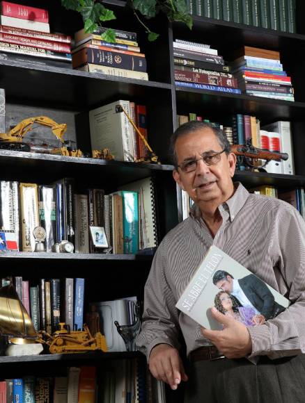 Don Chico Saybe, pionero del teatro en Honduras: “Mi madre me decía que debía ser el mejor”