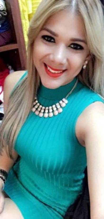 Ivonne roba suspiros en las redes sociales con sus fotos, es una encantadora chica.