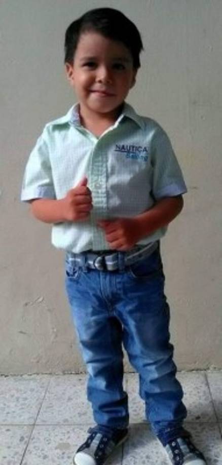 <br/>ML Villa<br/>Felicidades a mi hijo Diego Steven Rueda que lo amooo con todo mi corazón y que pase un maravilloso Día del niño que ya comenzó a disfrutar, que Dios lo bendiga siempre todo lo mejor para ti mi príncipe.