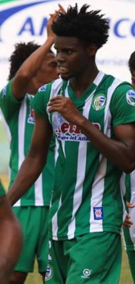 Maylor Nuñez: Lateral por la banda derecha, le anotó un golazo al Real España en el empate 1-1.