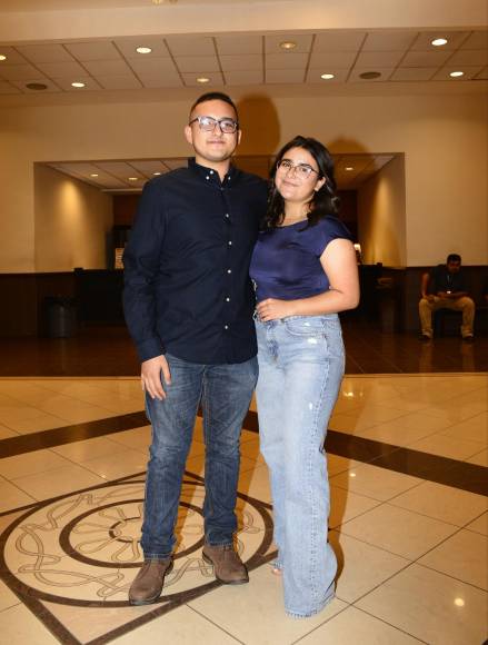 Carlos Chávez y Fátima Alvarado