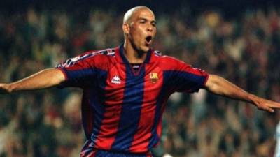 Ronaldo, e crack brasileño obtuvo logros en el Barcelona, antes de ir al Real Madrid.
