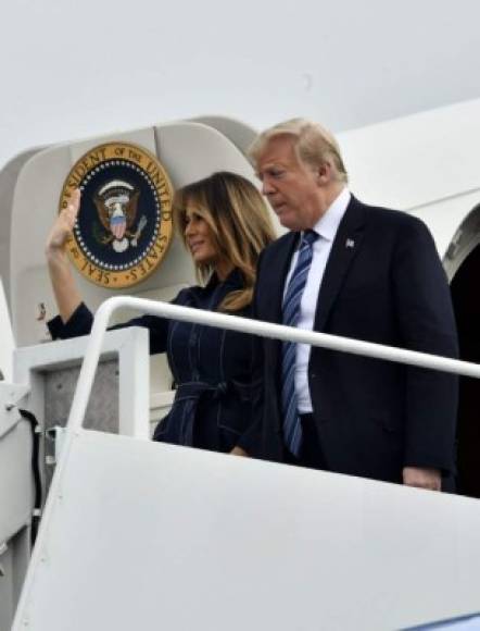 Esta es la primera aparición de la pareja presidencial tras una semana caótica en la Casa Blanca.