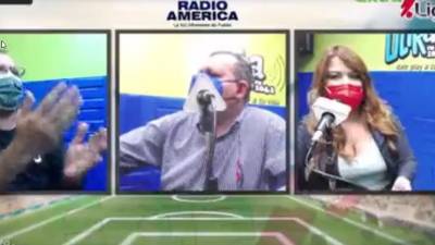 Ponce Morazán despidió a su compañero en plena transmisión. Arita exigió pago de una supuesta deuda.