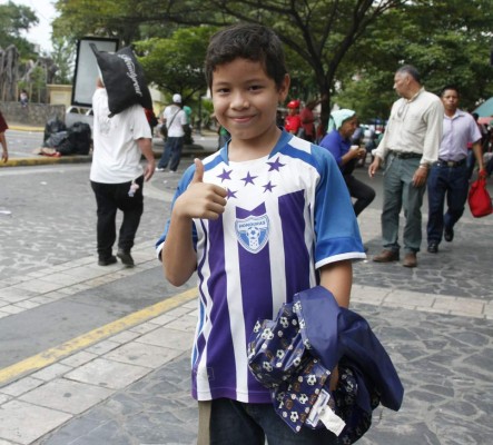 Ambientazo y optimismo previo al Honduras vs Canadá