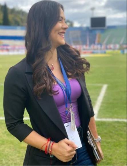 Isabel Zambrano es de las periodistas deportivas más talentosas de Honduras y su corazón ya tiene dueño, le pertenece al DT del Motagua. En esta ocasión la chica contó tremendos detalles de su relación sentimental.