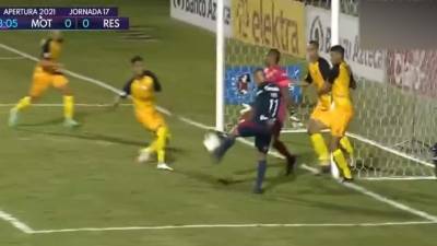 Bajo el arco: La increíble falla de Marco Tulio Vega en el Motagua - Real España