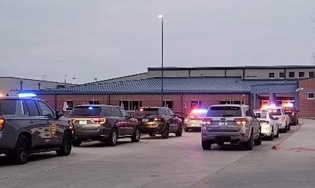 Tiroteo en una escuela secundaria de Iowa (EEUU) deja varias víctimas, según medios