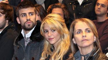 Gerard Piqué, Shakira y Montserrat Bernabeu en una foto de archivo.