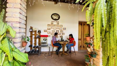 <b>Coffee Love es una iniciativa local que combina café, gastronomía local y plantas ornamentales.</b>