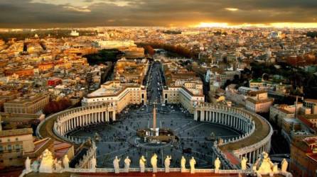 La Ciudad del Vaticano alberga la Santa Sede, máxima institución de la Iglesia católica.