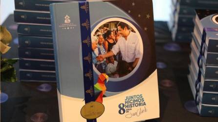 El libro “Juntos hicimos historia, 8 años de Juan Orlando” fue presentado en Washington.