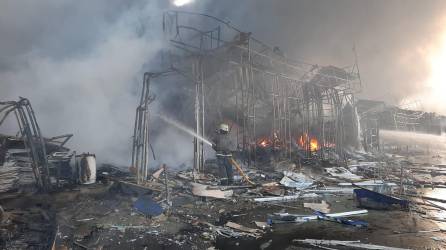 Los bombardeos rusos han devastado las principales ciudades ucranianas a casi un mes del inicio de la invasión.