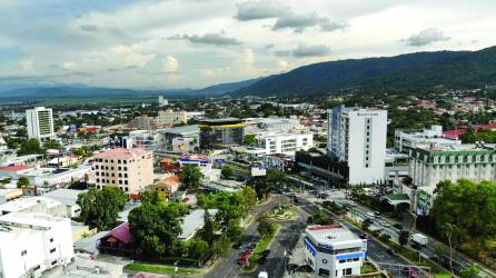 San Pedro Sula cuenta con más de tres recintos feriales, más de 130 hoteles, un desarrollo en infraestructura vial. Foto: Franklin Muñoz.